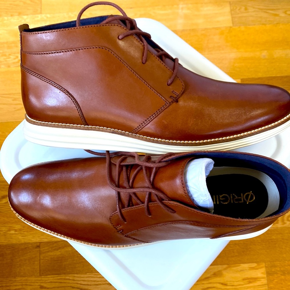 LAST CALL!  Chukka Boot M11.5 COLE HAAN Woodbury
